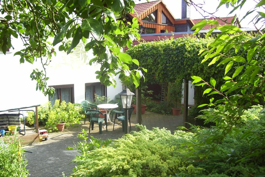 Ferienwohnung Dietlinde Bad Blankenburg Ruang foto